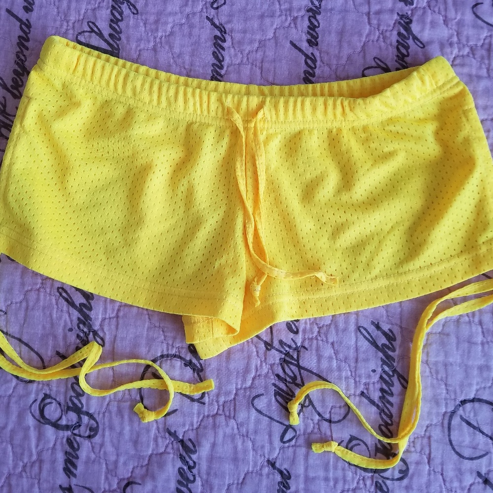 New Women's Shorts S